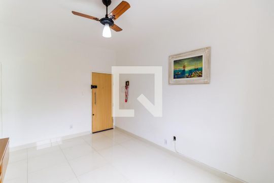 Sala de apartamento à venda com 2 quartos, 60m² em Cambuci, São Paulo