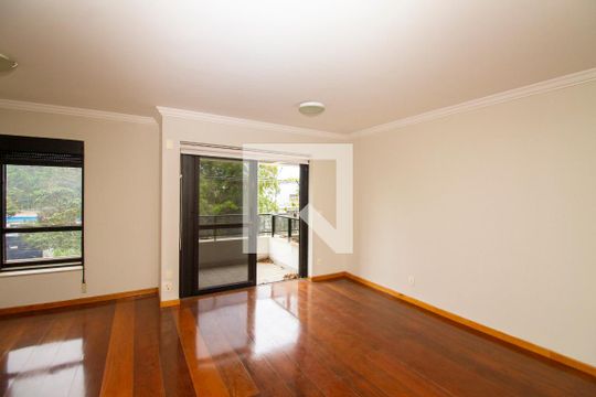 Sala de apartamento para alugar com 3 quartos, 102m² em Pinheiros, São Paulo
