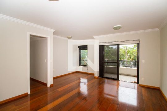 Apartamento para alugar com 3 quartos, 102m² em Pinheiros, São Paulo