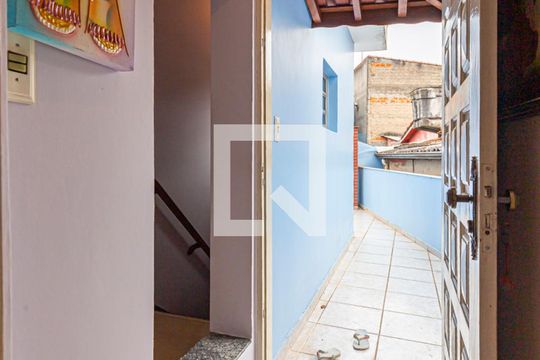 Acesso Varanda 2 de casa à venda com 3 quartos, 198m² em Jardim Ipanema, Santo André
