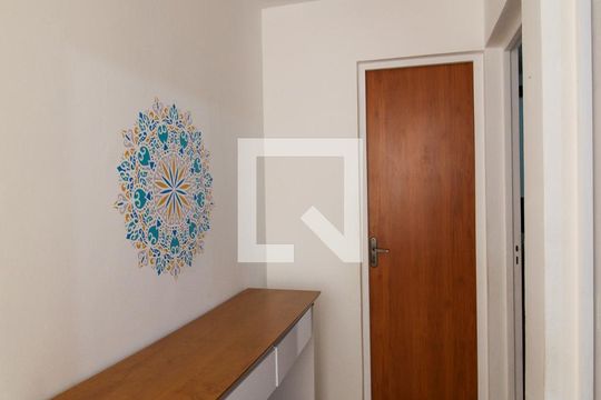 Corredor de apartamento para alugar com 2 quartos, 54m² em Jardim Novo Horizonte, Sorocaba