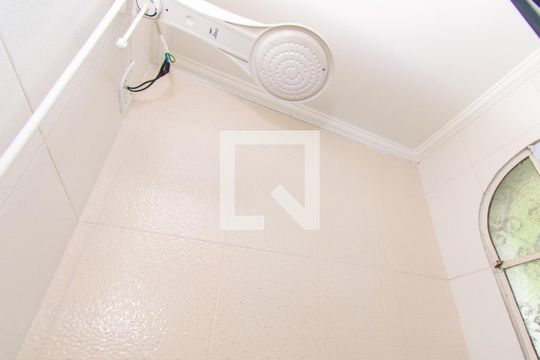Banheiro da Suíte 1 de casa à venda com 4 quartos, 415m² em Vila Lucia, São Paulo