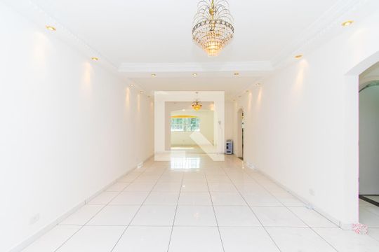 Casa à venda com 4 quartos, 415m² em Vila Lucia, São Paulo