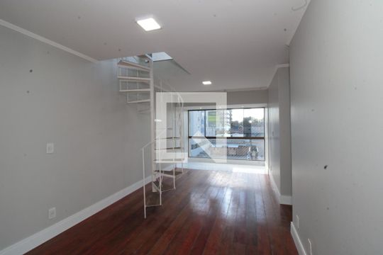 Apartamento para alugar com 3 quartos, 155m² em Mal. Rondon, Canoas