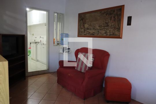Social de casa à venda com 4 quartos, 240m² em Centro, São Leopoldo