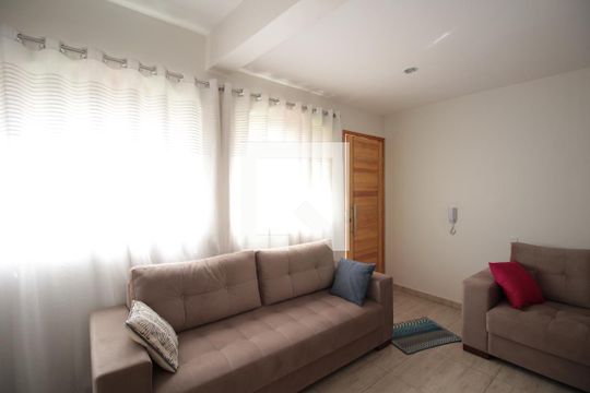 Sala de casa de condomínio à venda com 2 quartos, 71m² em Santa Monica, Belo Horizonte