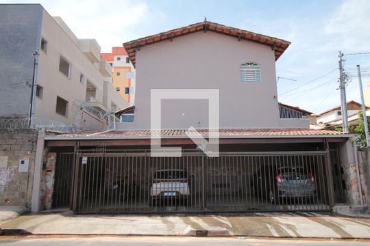 Fachada de casa de condomínio à venda com 2 quartos, 71m² em Santa Monica, Belo Horizonte