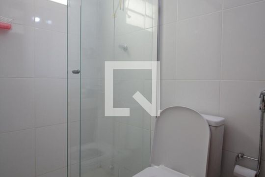 Banheiro Social de casa de condomínio à venda com 2 quartos, 71m² em Santa Monica, Belo Horizonte