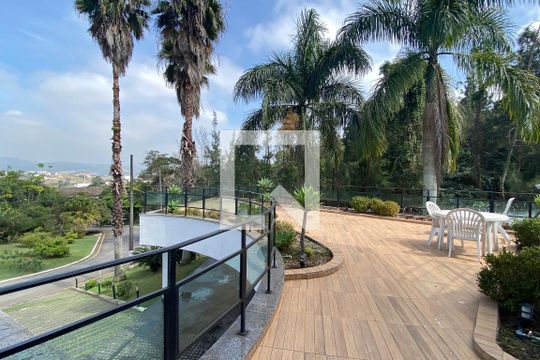 Varanda de casa de condomínio à venda com 4 quartos, 3500m² em Alphaville, Santana de Parnaíba
