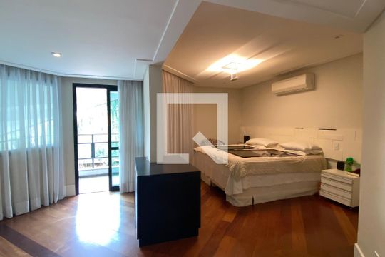 Suíte 1 de casa de condomínio à venda com 4 quartos, 3500m² em Alphaville, Santana de Parnaíba