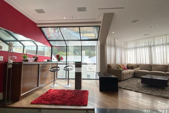 Sala de casa de condomínio à venda com 4 quartos, 3500m² em Alphaville, Santana de Parnaíba