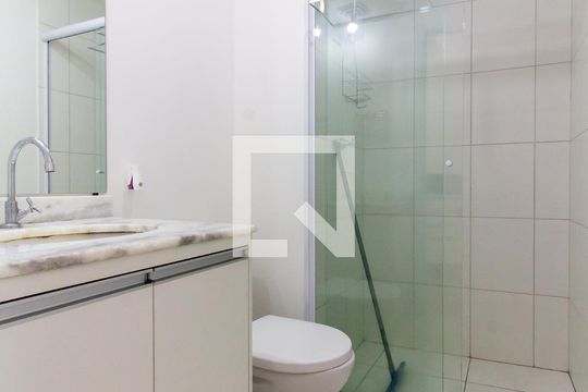 Banheiro de kitnet/studio à venda com 1 quarto, 25m² em Pompeia, São Paulo