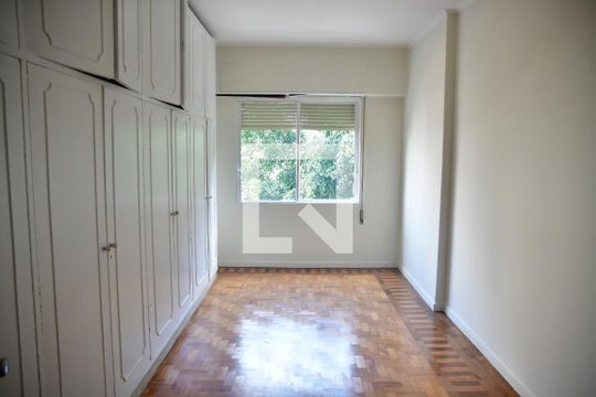 Quarto 1 de apartamento à venda com 3 quartos, 145m² em Vila Buarque, São Paulo