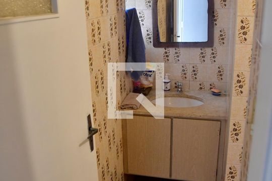 Banheiro 1 de apartamento à venda com 3 quartos, 145m² em Vila Buarque, São Paulo