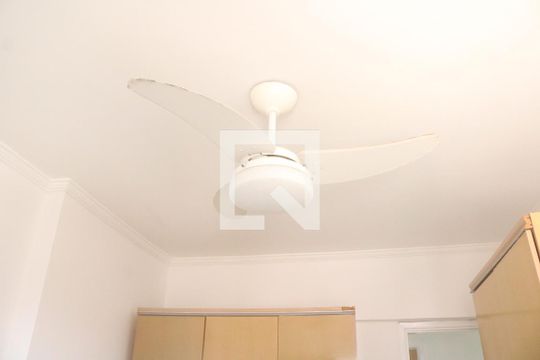 Quarto de apartamento para alugar com 2 quartos, 95m² em Guilhermina, Praia Grande