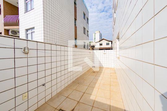 Área privativa de apartamento para alugar com 2 quartos, 70m² em Nova Granada, Belo Horizonte