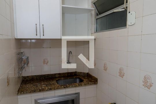 Cozinha de kitnet/studio à venda com 1 quarto, 42m² em São Cristóvão, Rio de Janeiro