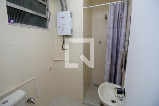 Banheiro de kitnet/studio à venda com 1 quarto, 42m² em São Cristóvão, Rio de Janeiro