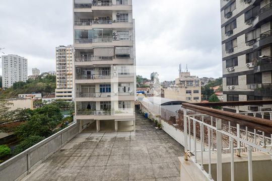 Quarto de apartamento à venda com 3 quartos, 100m² em São Domingos, Niterói