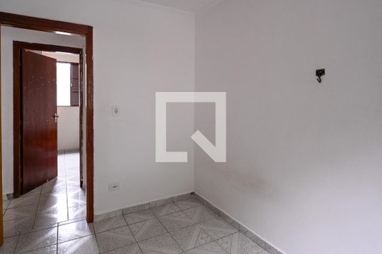 Quarto 1 de apartamento para alugar com 3 quartos, 55m² em Vila Heliopolis, São Paulo