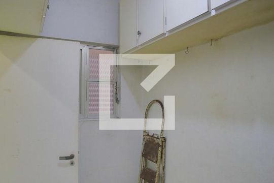 Quarto de Serviço de apartamento para alugar com 2 quartos, 84m² em Boqueirão, Santos