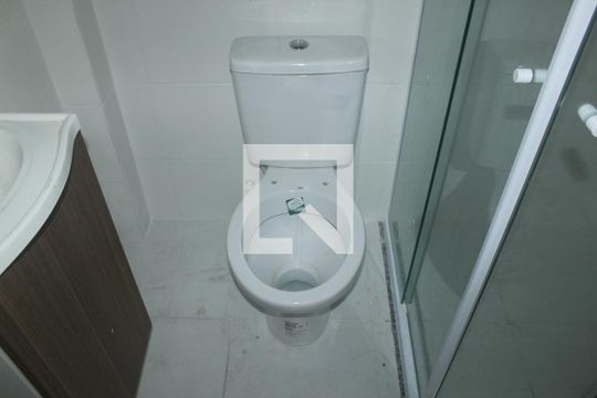 Banheiro de kitnet/studio à venda com 1 quarto, 32m² em Campo Grande, São Paulo