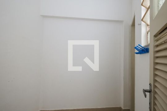 Quarto de Serviço de apartamento à venda com 2 quartos, 68m² em Grajau, Rio de Janeiro