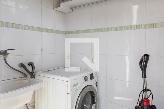 Área de Serviço de casa à venda com 4 quartos, 250m² em Jardim Paulista, São Paulo