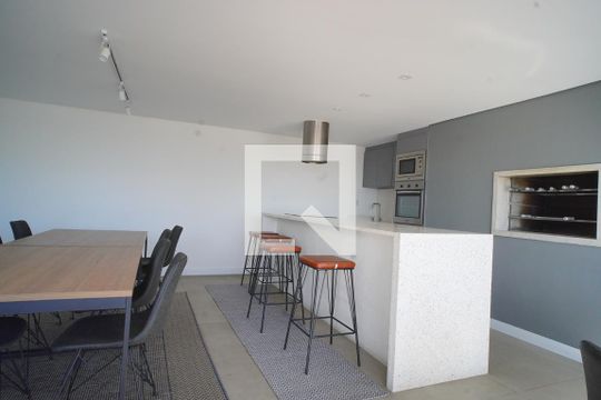 Área comum de apartamento à venda com 3 quartos, 95m² em Petrópolis, Porto Alegre