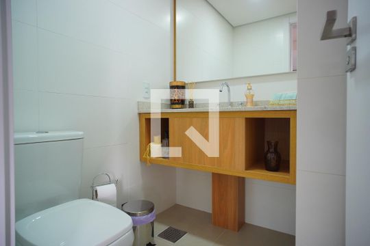 Lavabo de apartamento à venda com 3 quartos, 95m² em Petrópolis, Porto Alegre