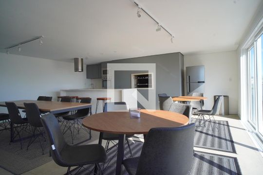 Área comum de apartamento à venda com 3 quartos, 95m² em Petrópolis, Porto Alegre