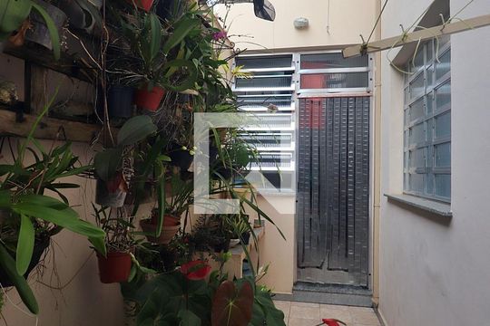 Quintal de casa à venda com 4 quartos, 166m² em Campestre, Santo André
