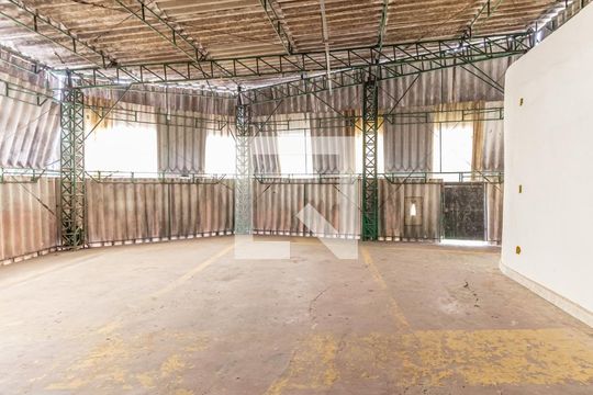 Quarto de kitnet/studio para alugar com 1 quarto, 100m² em Vila Bertioga, São Paulo
