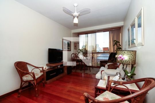 Sala de apartamento à venda com 3 quartos, 110m² em Menino Deus, Porto Alegre