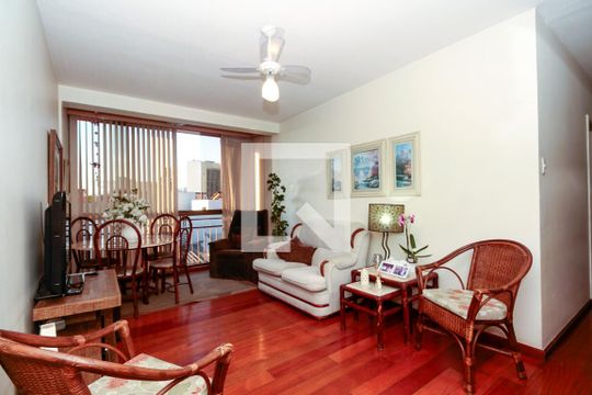 Apartamento à venda com 3 quartos, 110m² em Menino Deus, Porto Alegre