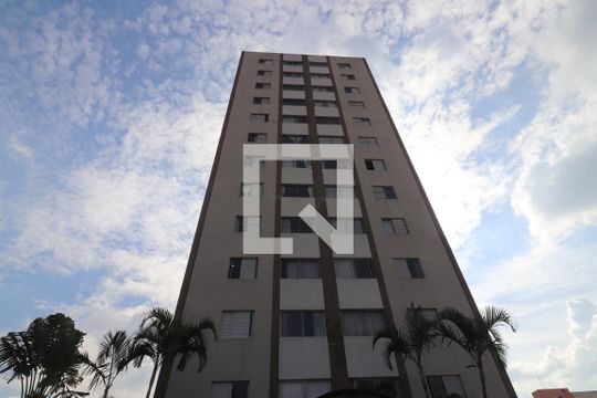 Fachada de apartamento para alugar com 2 quartos, 68m² em Vila Esperança, São Paulo