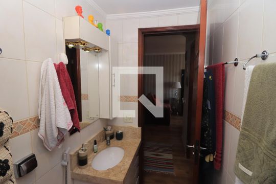Banheiro de apartamento para alugar com 2 quartos, 68m² em Vila Esperança, São Paulo