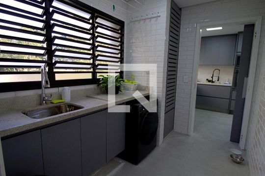 Área de Serviço de apartamento à venda com 3 quartos, 150m² em Vila Andrade, São Paulo