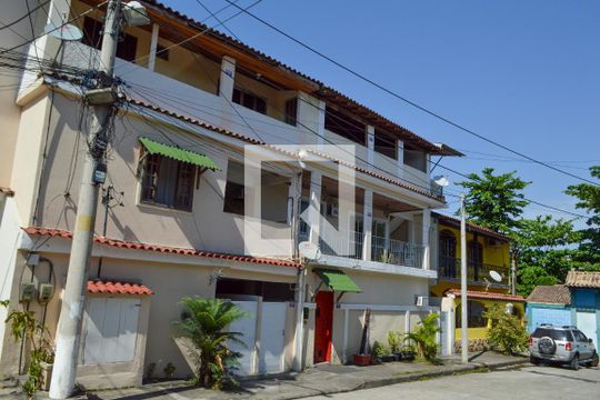 Fachada de casa de condomínio para alugar com 2 quartos, 62m² em Taquara, Rio de Janeiro