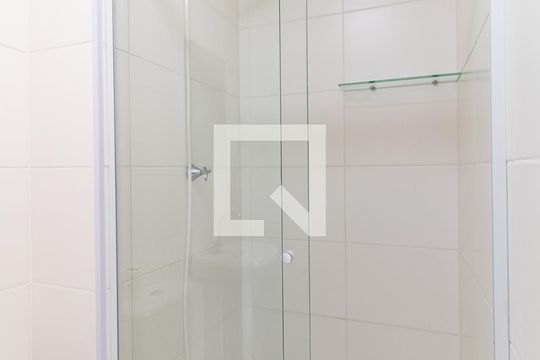 Banheiro de apartamento à venda com 2 quartos, 32m² em Parque Fongaro, São Paulo