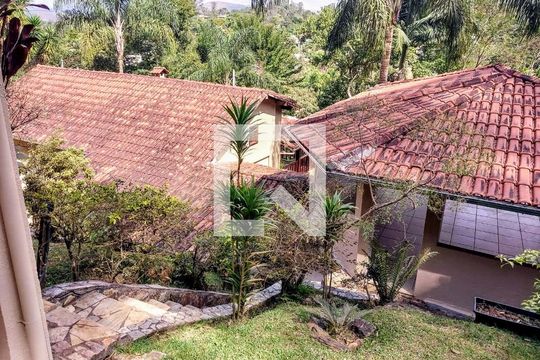 Área comum de casa de condomínio à venda com 5 quartos, 385m² em Centro, Rio Acima