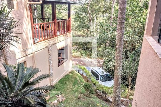 Área comum de casa de condomínio à venda com 5 quartos, 385m² em Centro, Rio Acima