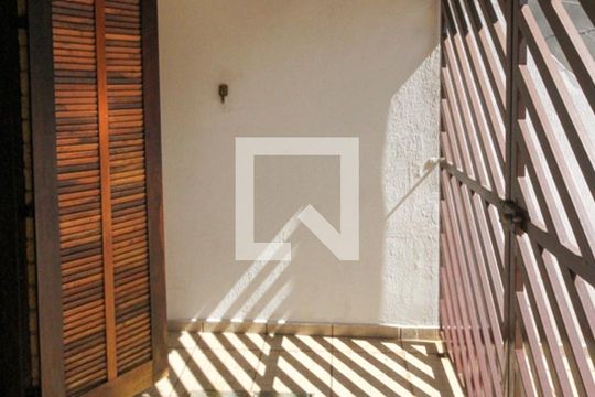 Varanda de casa para alugar com 2 quartos, 150m² em Jardim Imperador (zona Leste), São Paulo