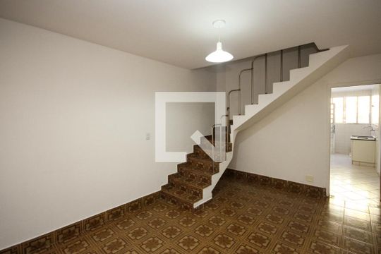 Sala de casa para alugar com 2 quartos, 150m² em Jardim Imperador (zona Leste), São Paulo