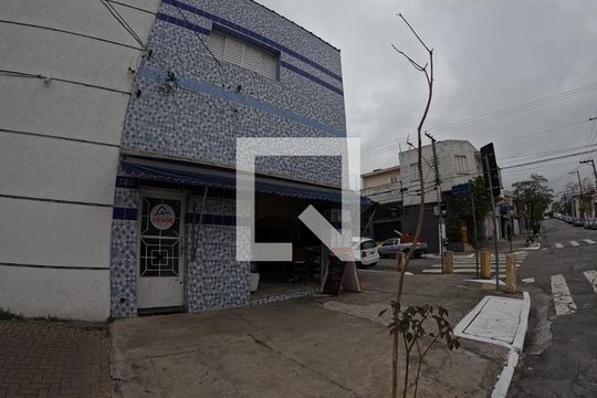 Fachada de casa à venda com 5 quartos, 240m² em Lapa de Baixo, São Paulo