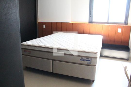 Suíte  de apartamento para alugar com 1 quarto, 54m² em Vila Dom Pedro Ii, São Paulo