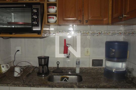 Cozinha de casa à venda com 2 quartos, 200m² em Todos Os Santos, Rio de Janeiro