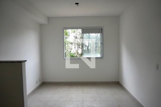 Kitnet/Studio para alugar com 1 quarto, 28m² em Jardim Mirante, São Paulo