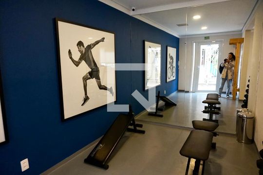Academia de kitnet/studio para alugar com 1 quarto, 28m² em Jardim Mirante, São Paulo