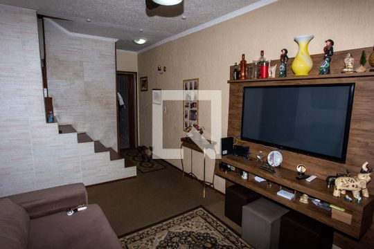 Sala de casa para alugar com 3 quartos, 200m² em Centro, Diadema